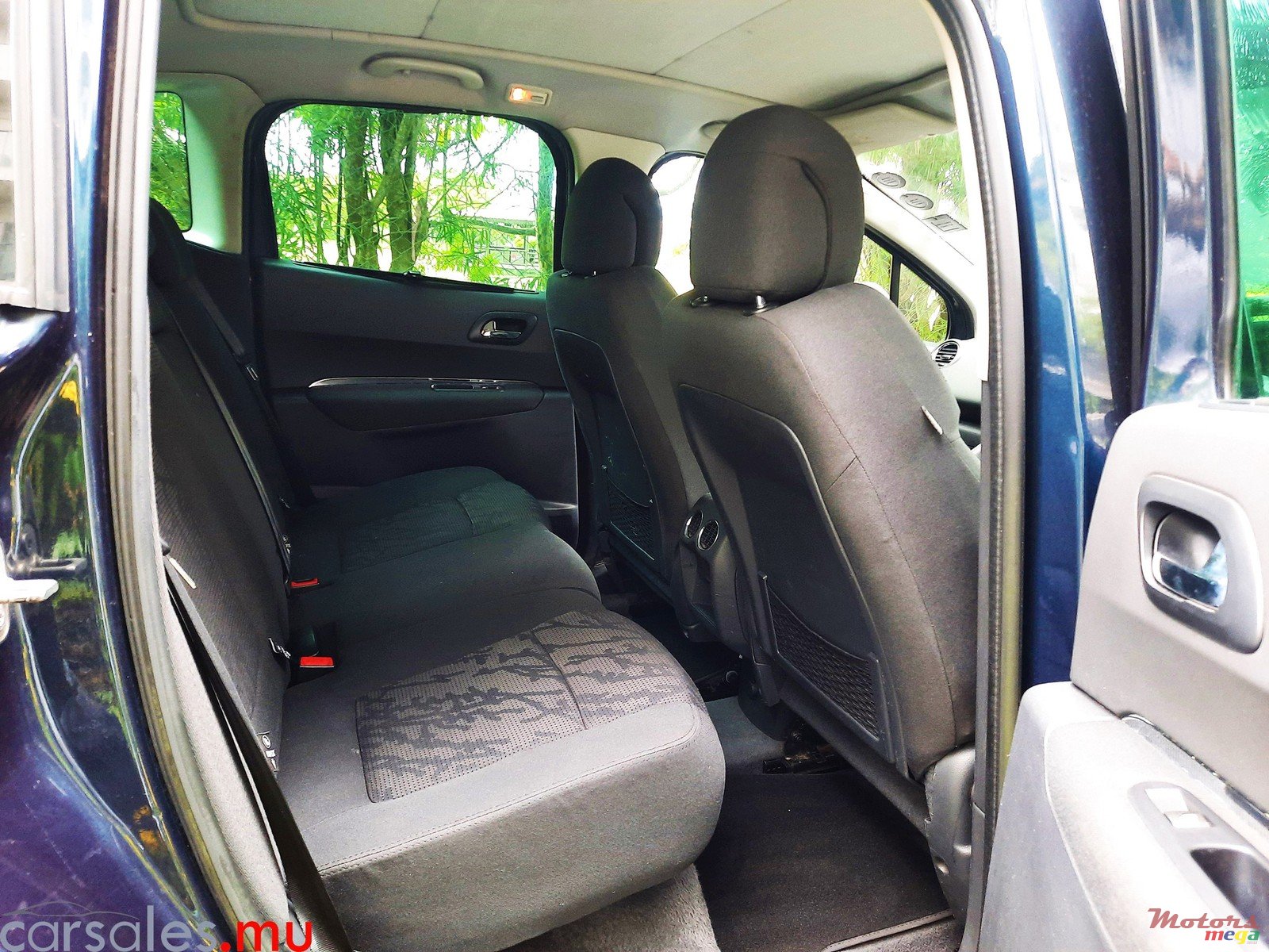 2014' Peugeot 3008 1.6 photo #5