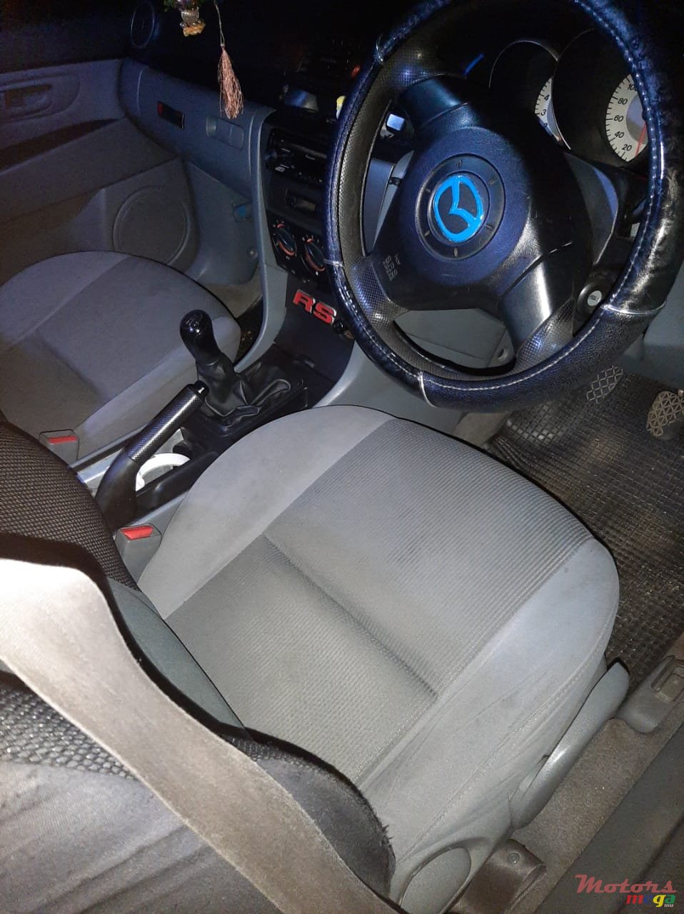 2007' Mazda 3 photo #3