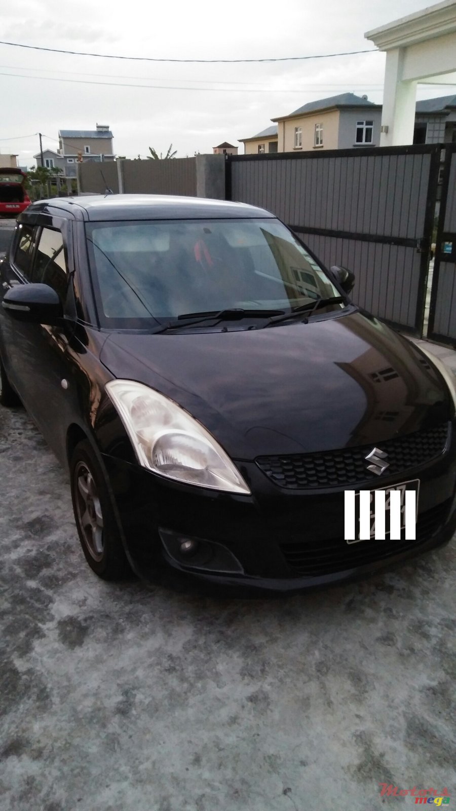 2011' Suzuki Swift photo #1