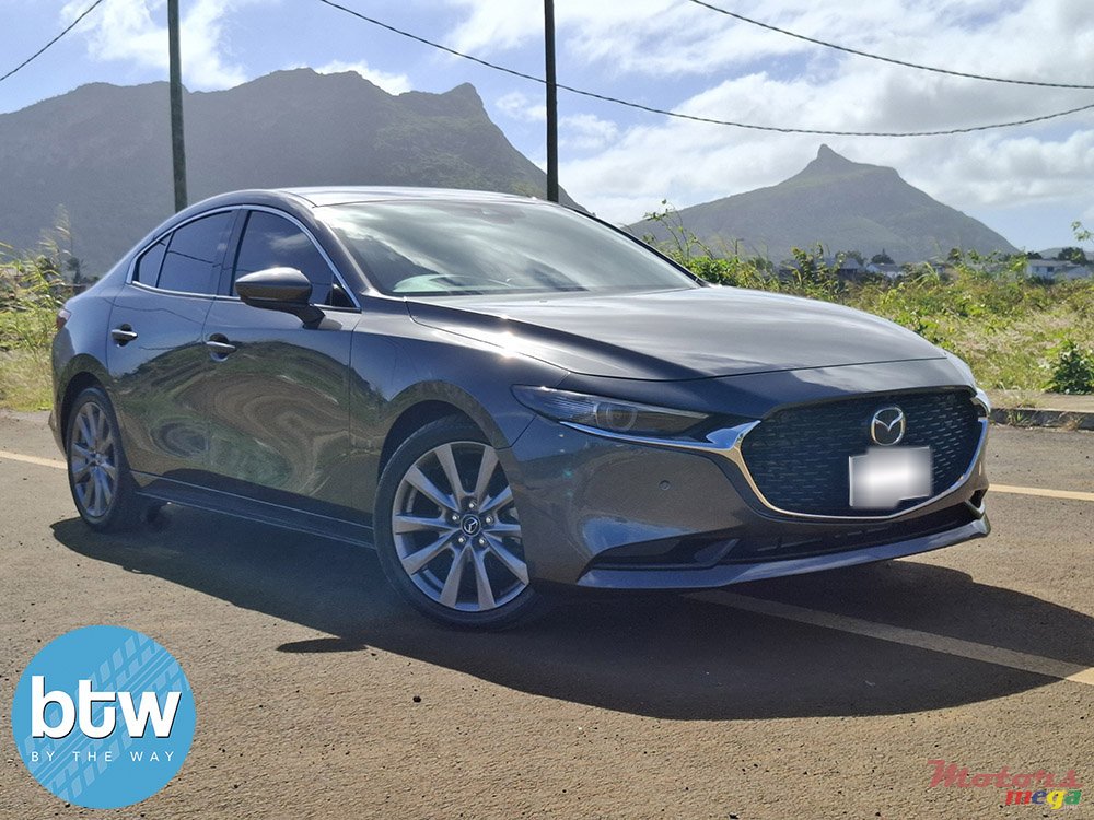 2021' Mazda 3 Skyactiv photo #1