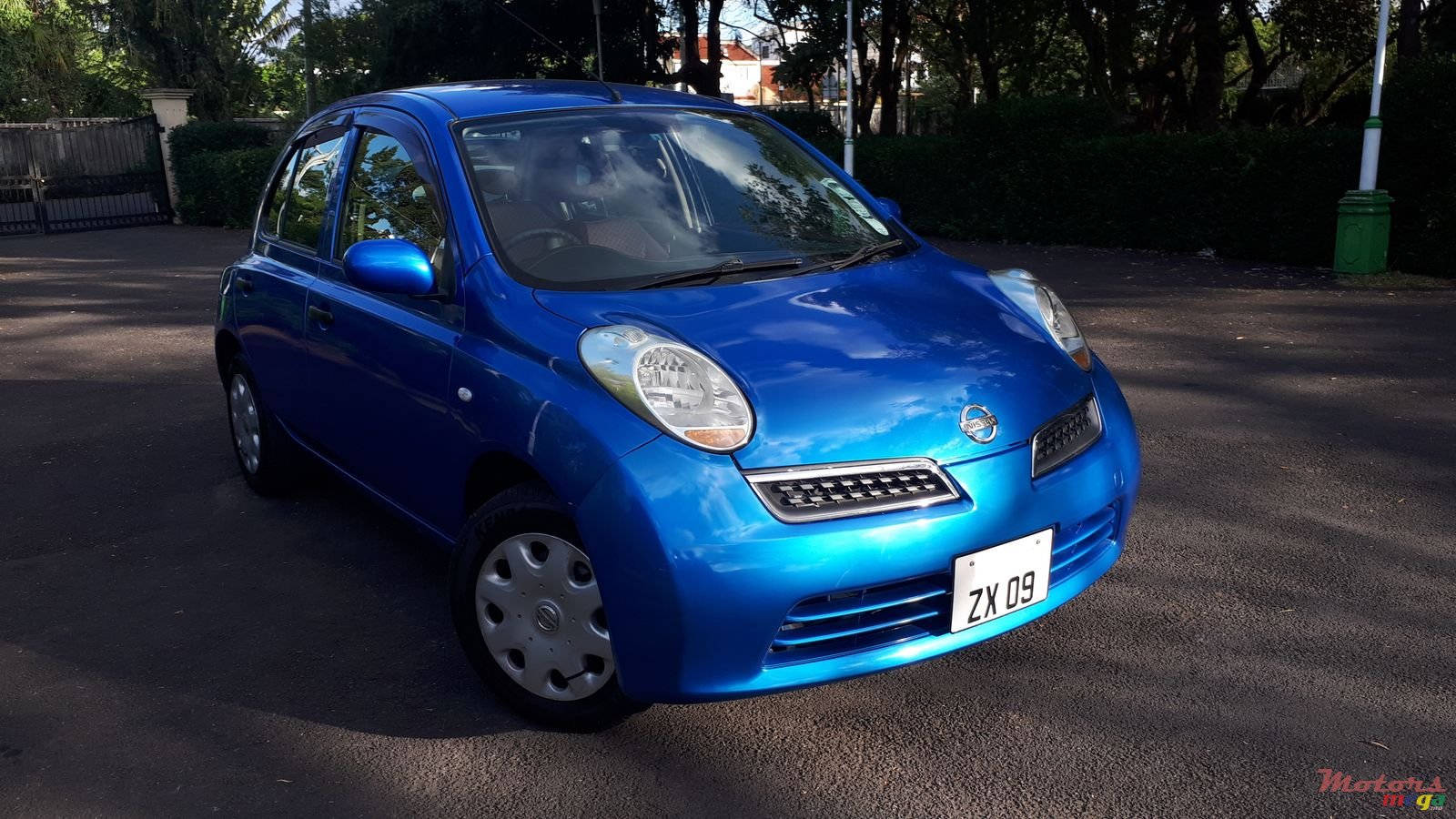 2009' Nissan March photo #1