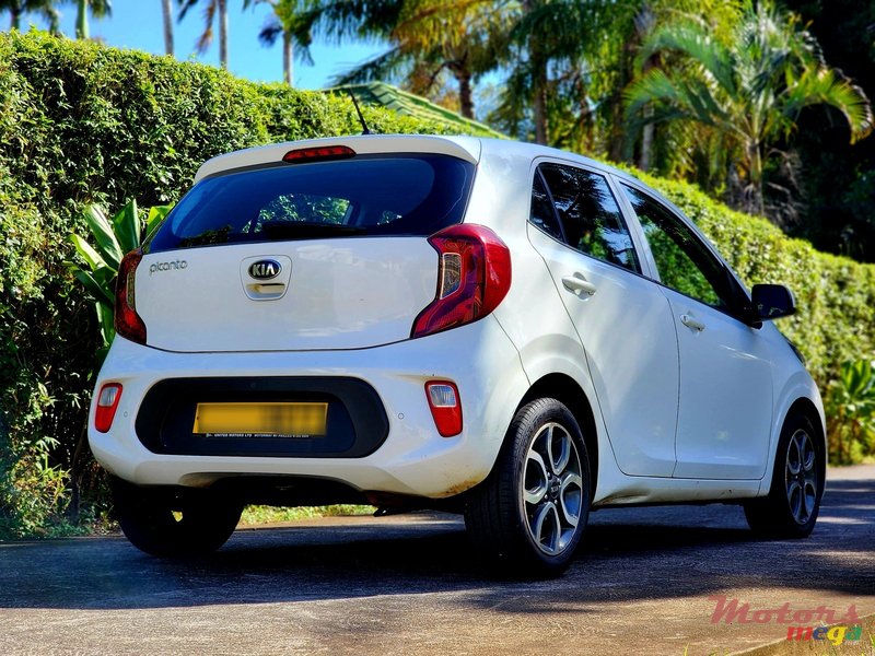 2017' Kia Picanto photo #3