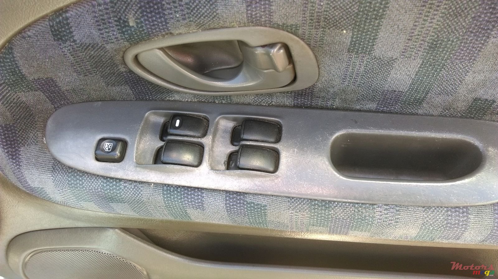 1997' Mitsubishi Lancer photo #3