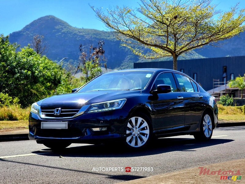 2014' Honda Accord photo #2