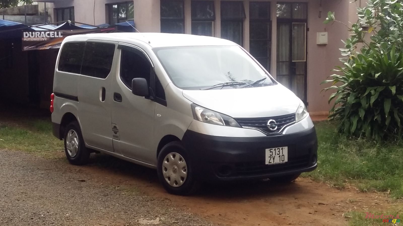 2010' Nissan NV photo #3