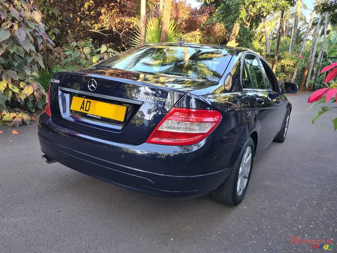 2008' Mercedes-Benz C 200 Kompressor photo #3