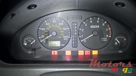 2001' Mitsubishi Space Star Elegance photo #3