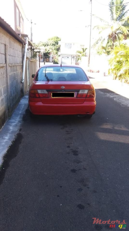 1999' Nissan Primera photo #3