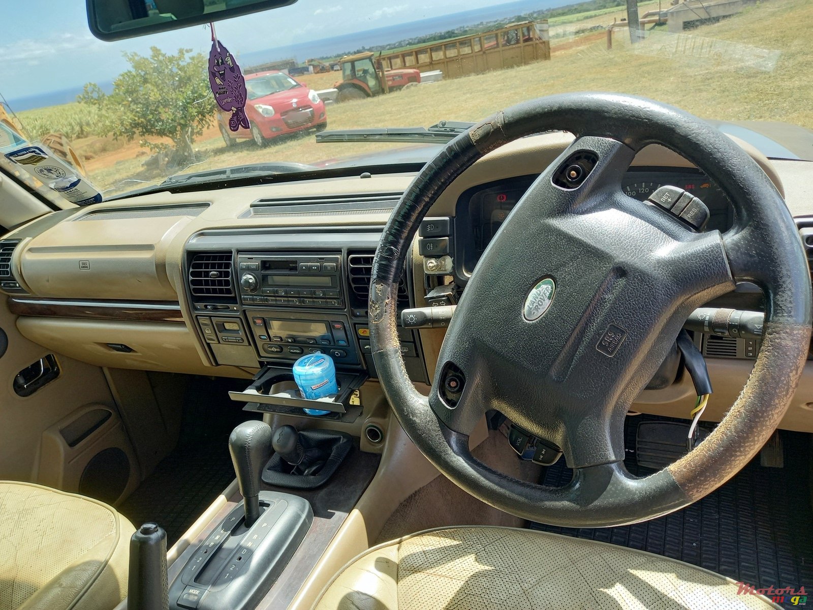 2002' Land Rover Discovery 4x4 OFFROAD 7 SEATER photo #4