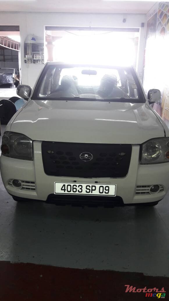 2009' GWM Double Cab Lux photo #1