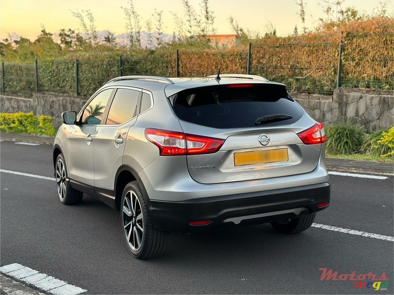 2017' Nissan Qashqai 1.6 Diesel photo #2