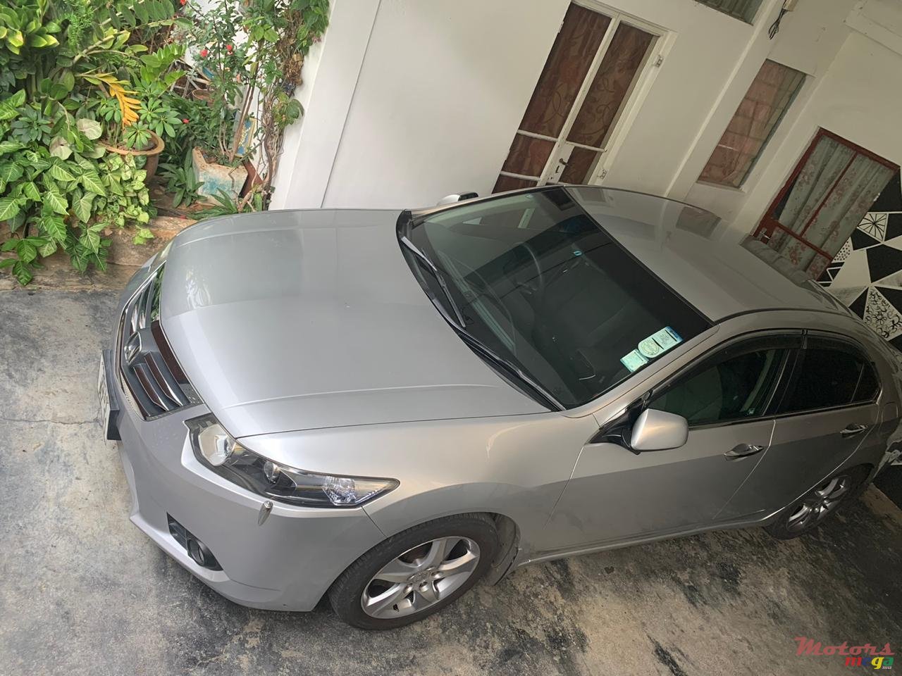 2011' Honda Accord Everything original photo #4