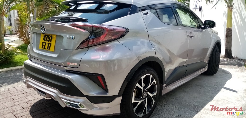 2017' Toyota photo #5