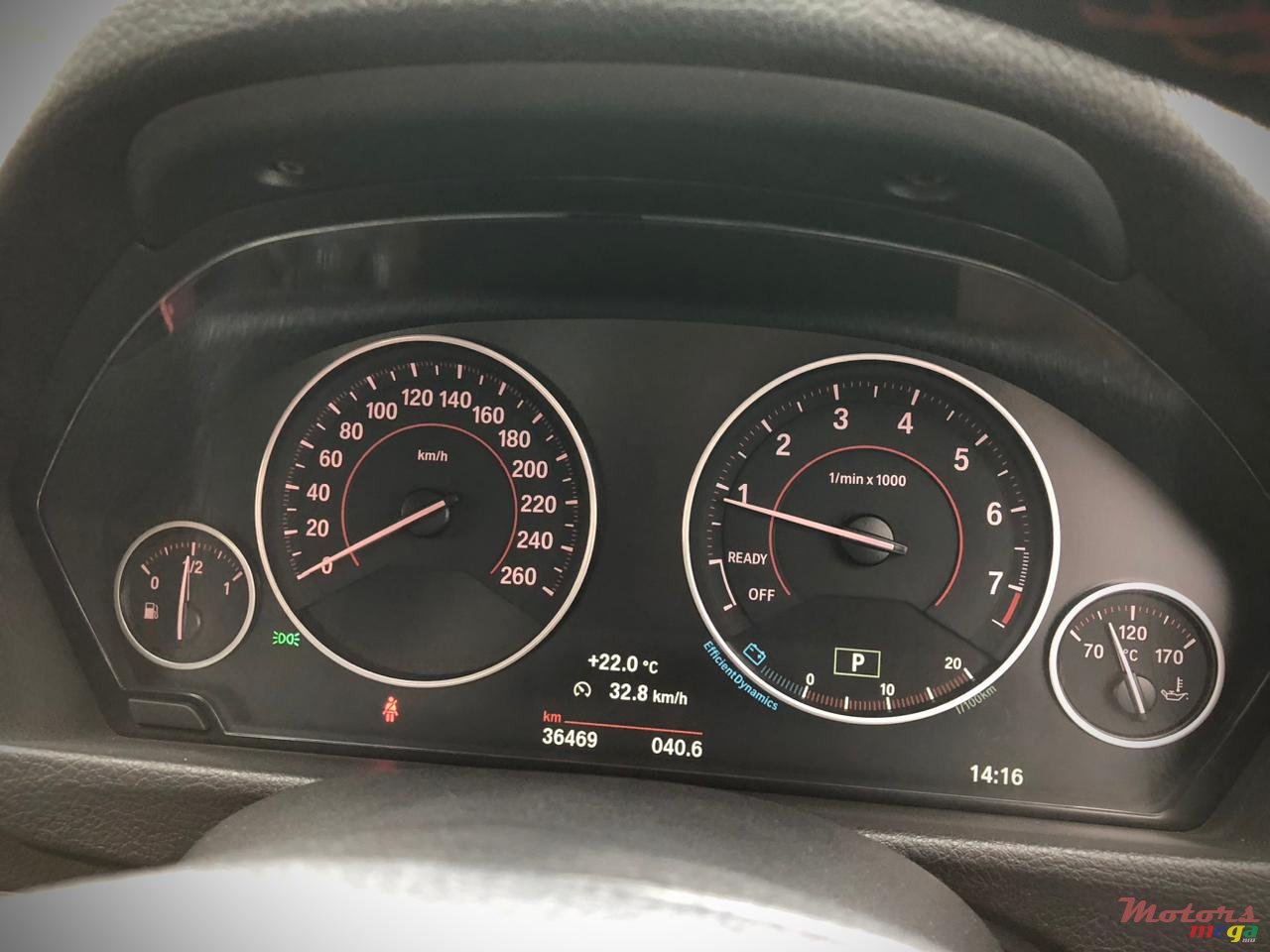 2018' BMW 318i photo #4