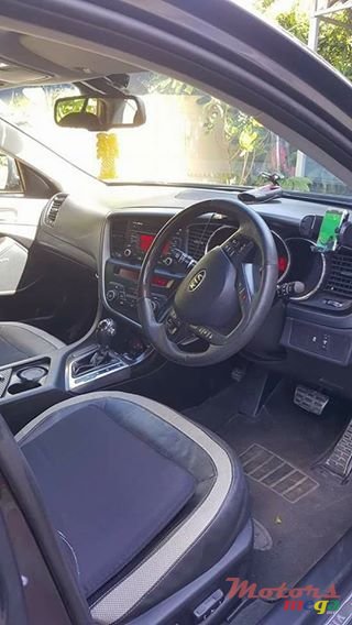 2012' Kia Optima photo #4