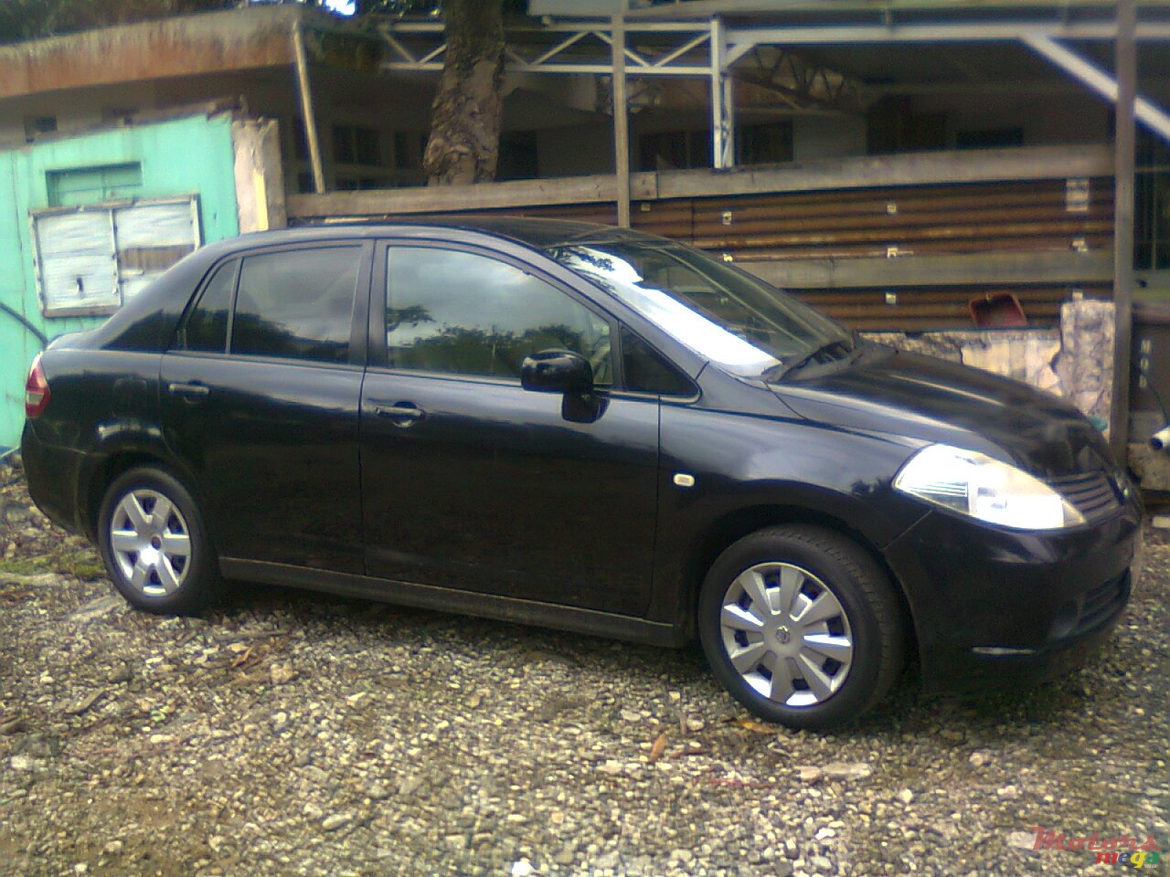 2007' Nissan Tiida photo #2