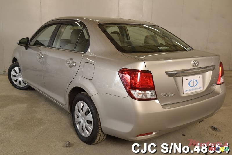 2013' Toyota Axio photo #8