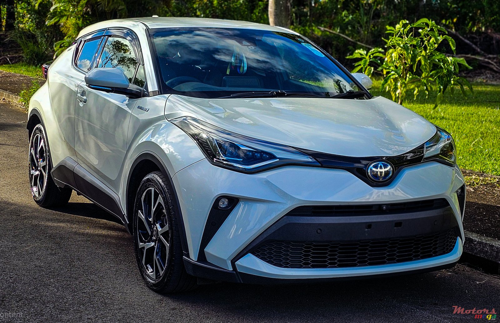 2020' Toyota C-HR photo #1