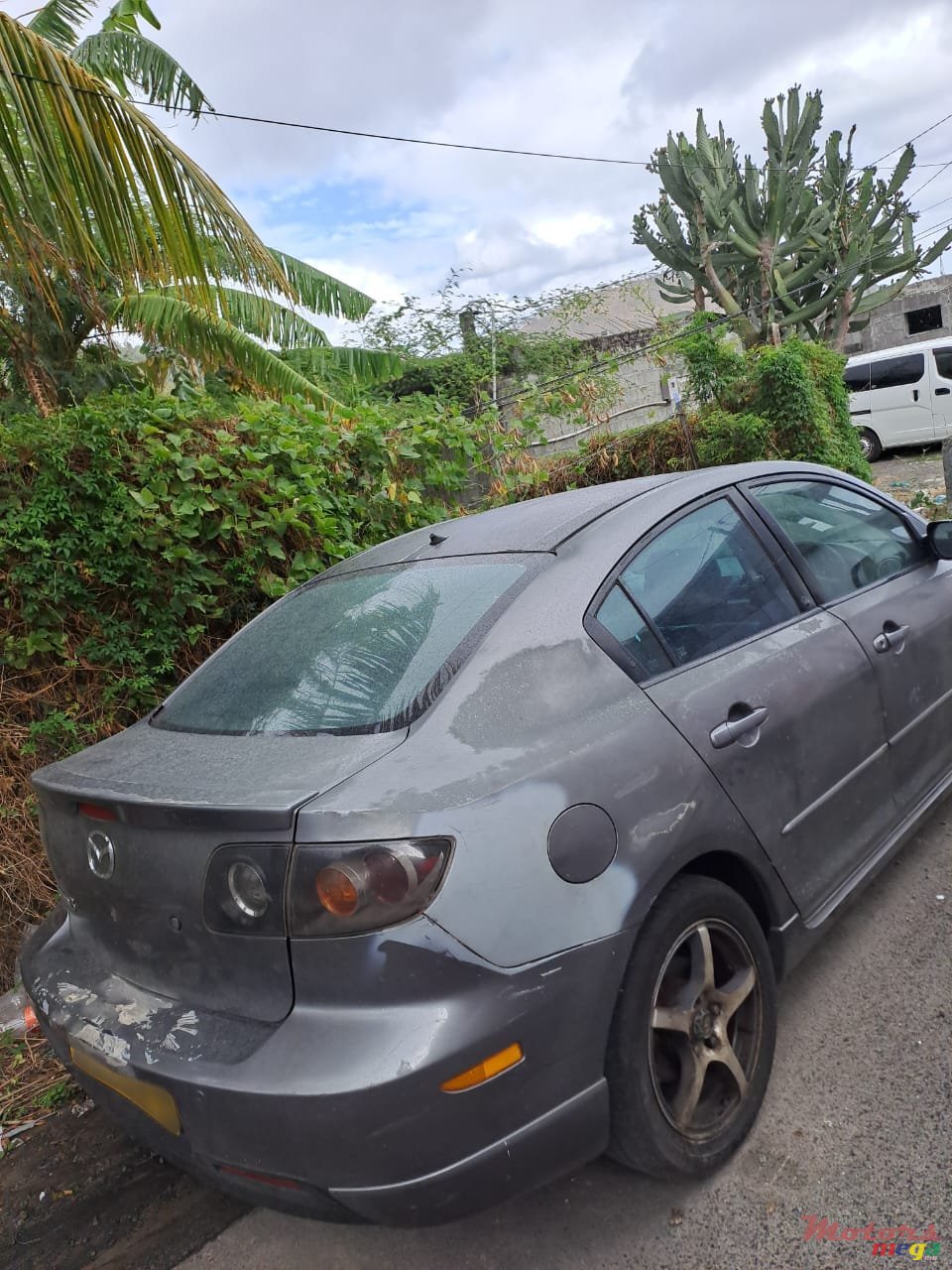 2004' Mazda 3 None photo #2