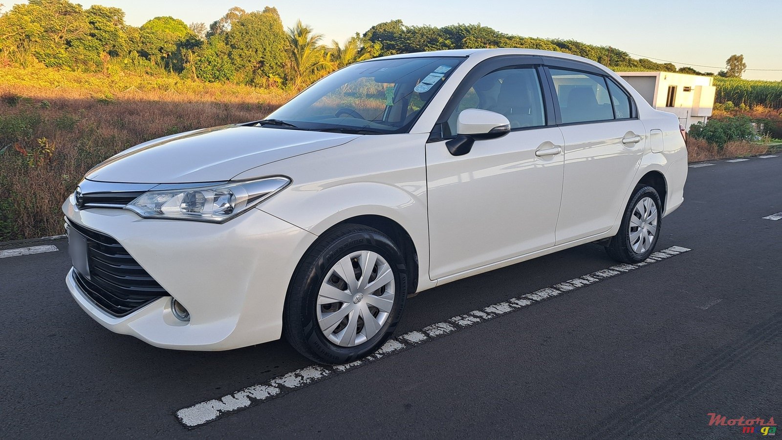 2017' Toyota Axio photo #1