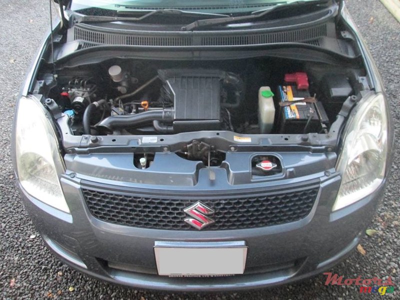 2009' Suzuki Swift photo #6