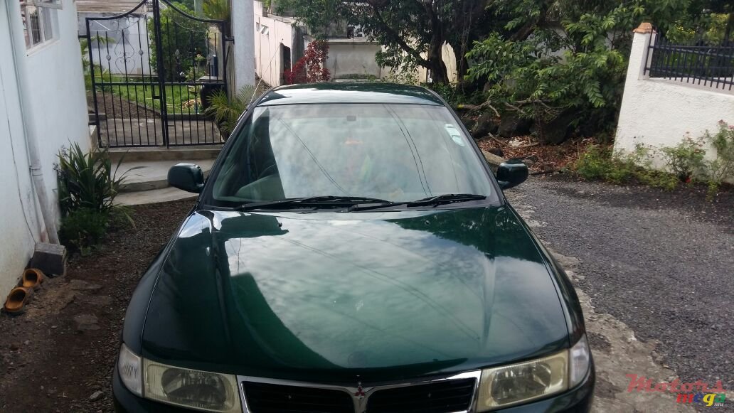 1999' Mitsubishi Excel photo #1