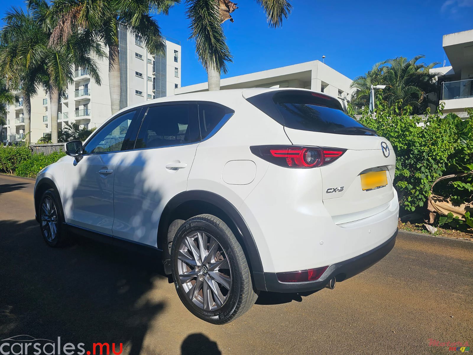 2020' Mazda CX-5 Skyactiv 2.0 photo #3