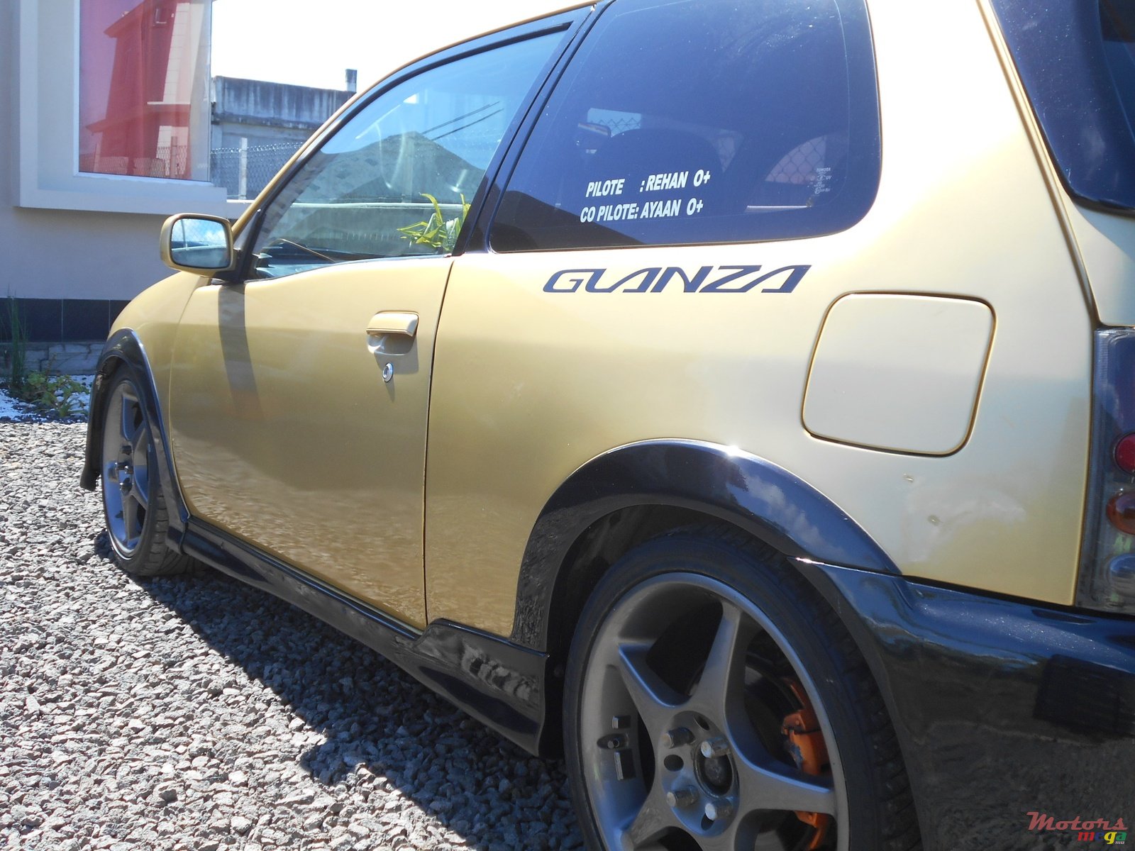 1999' Toyota Starlet photo #4