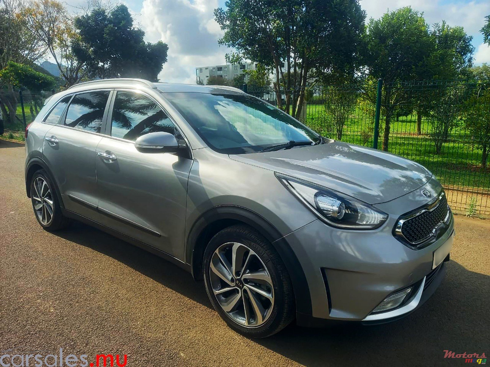 2019' Kia Niro 1.6 HEV photo #2