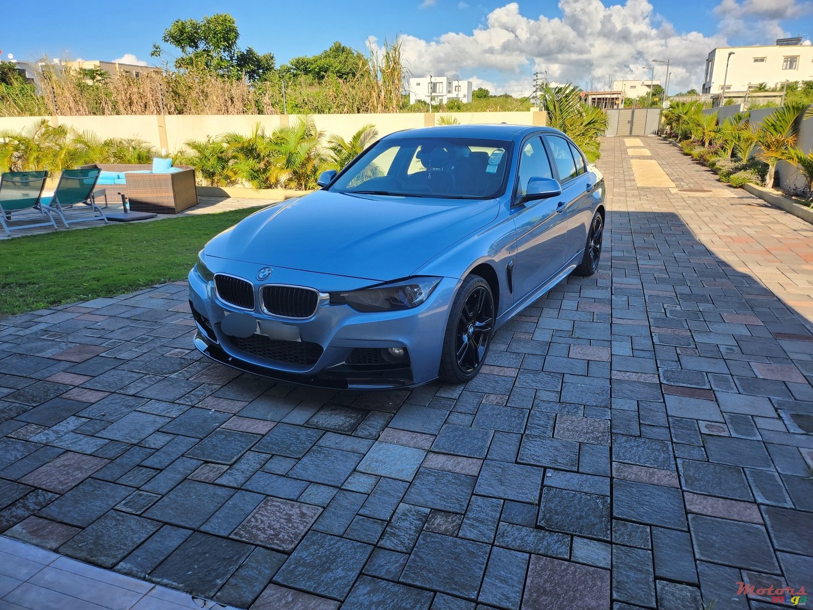 2014' BMW 316 photo #1