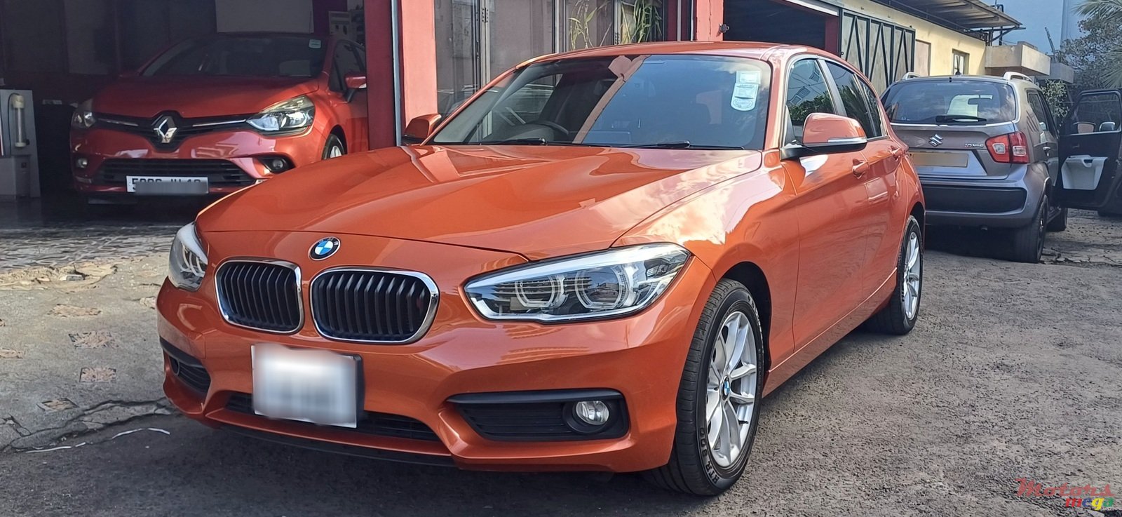 2016' BMW 118 photo #2