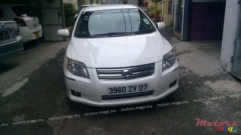 2007' Toyota Corolla axio photo #1