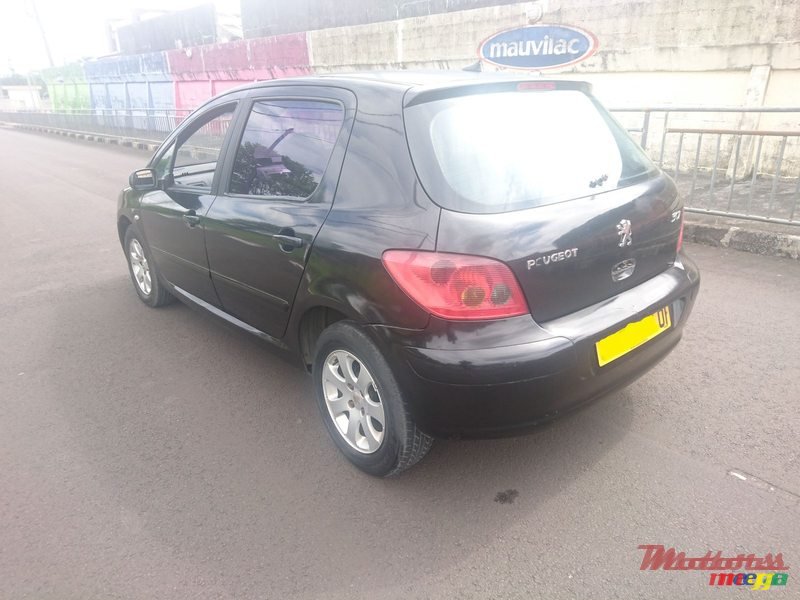 2001' Peugeot 307 photo #3