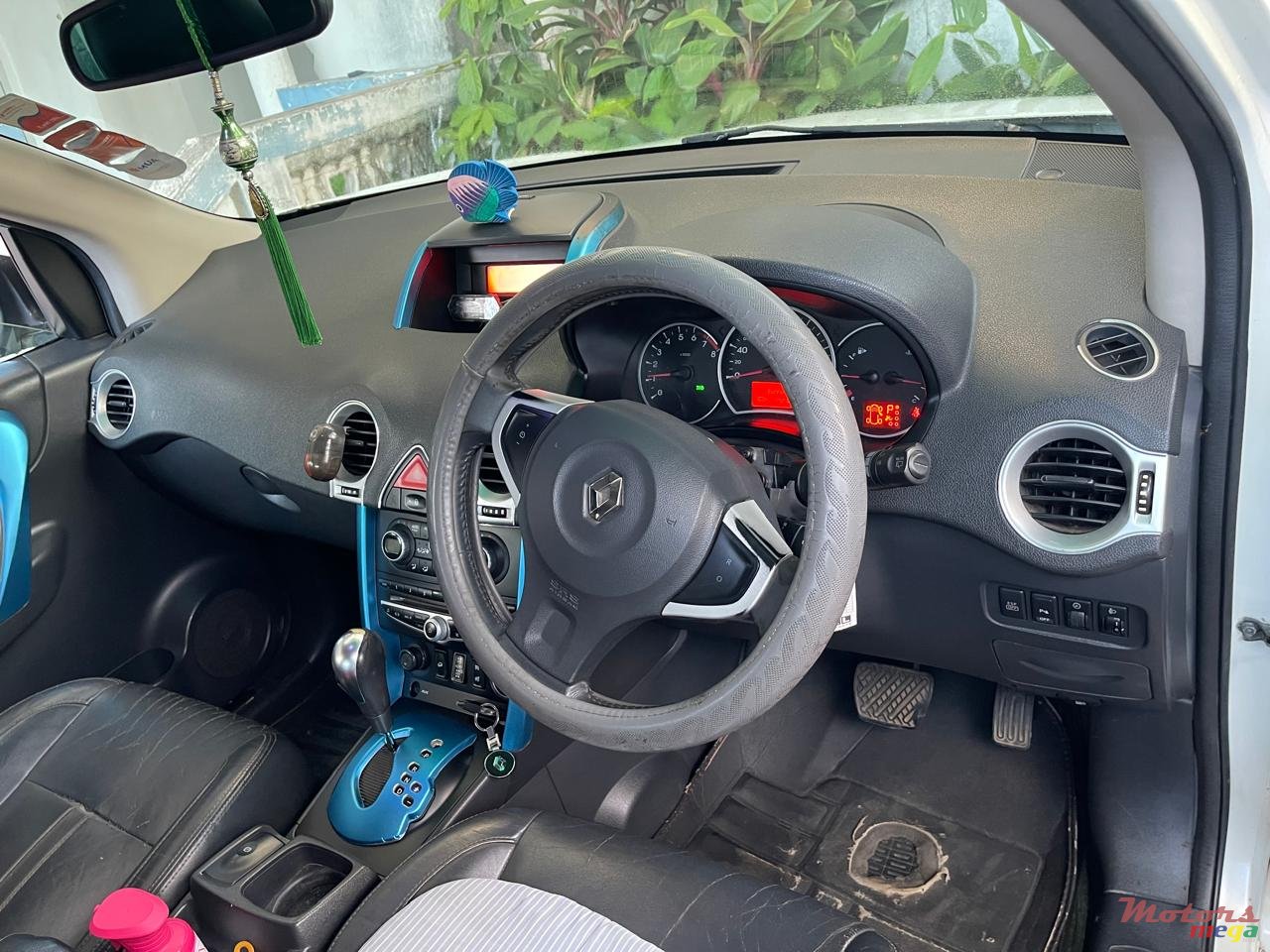 2009' Renault Koleos None photo #4