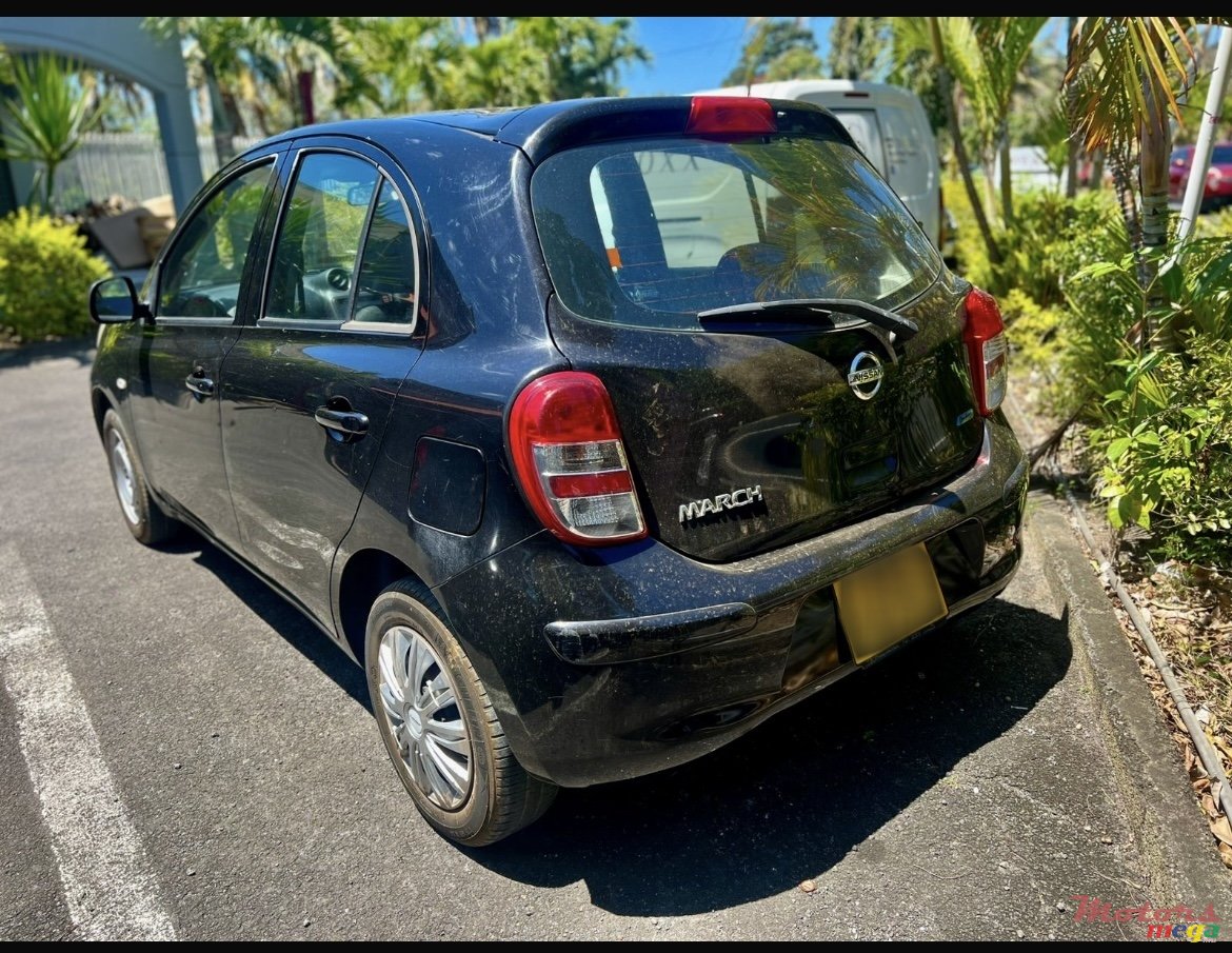 2013' Nissan March black photo #3