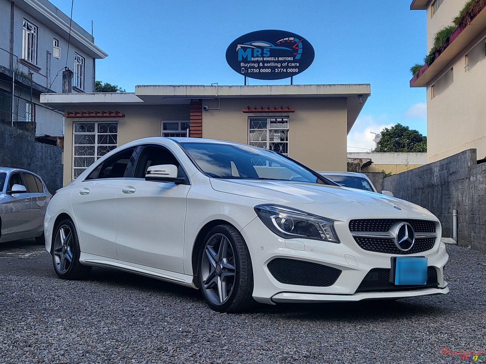 2014' Mercedes-Benz CLA 180 photo #4