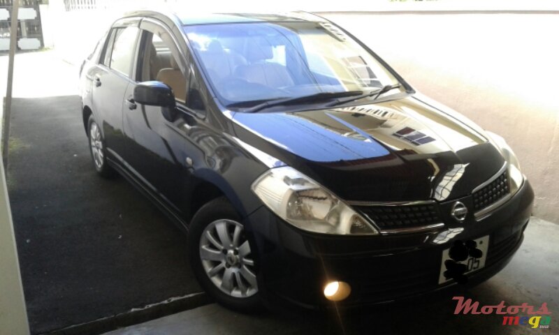 2005' Nissan Tida latio photo #2