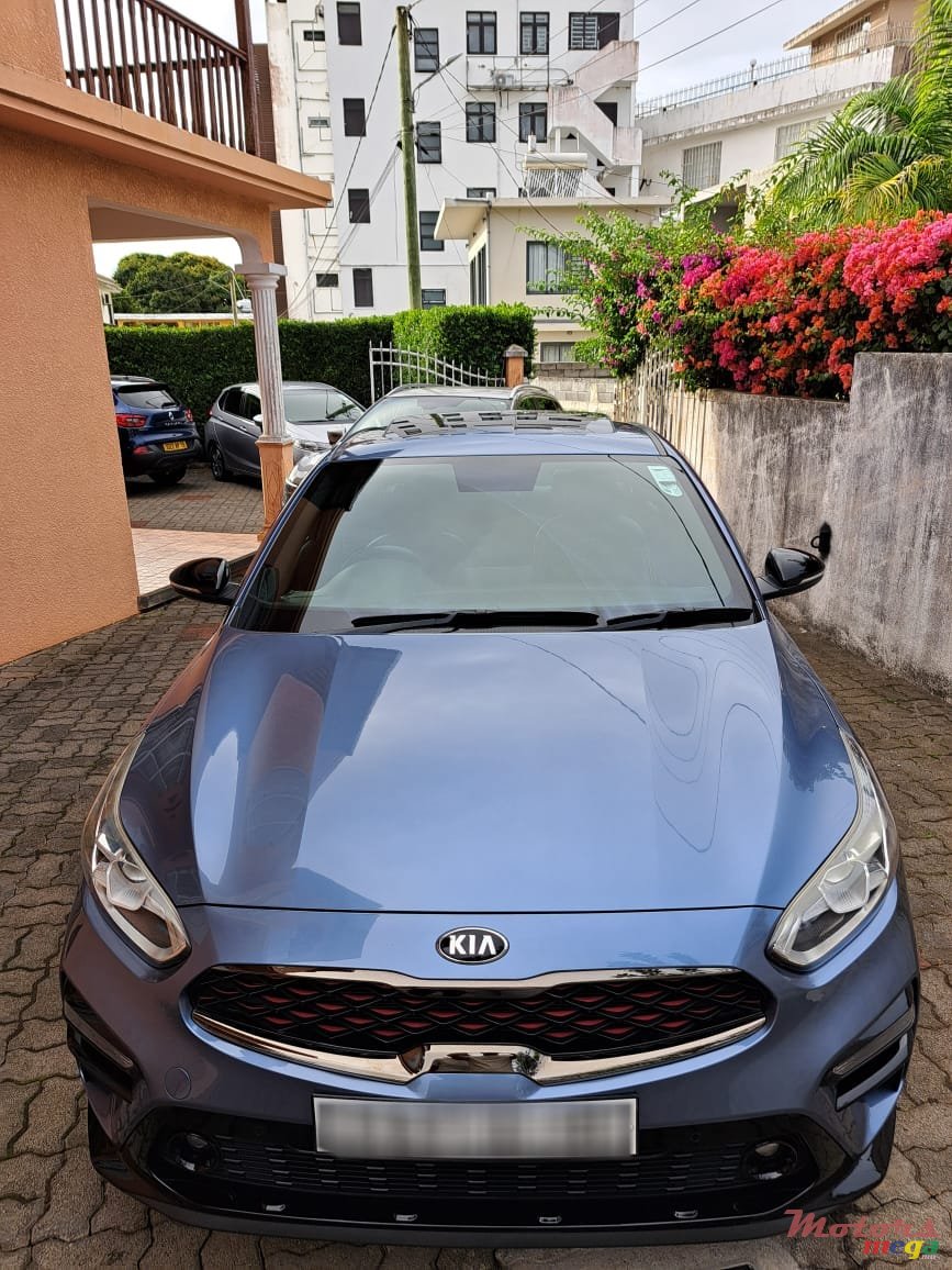 2020' Kia Cerato GT Line photo #3