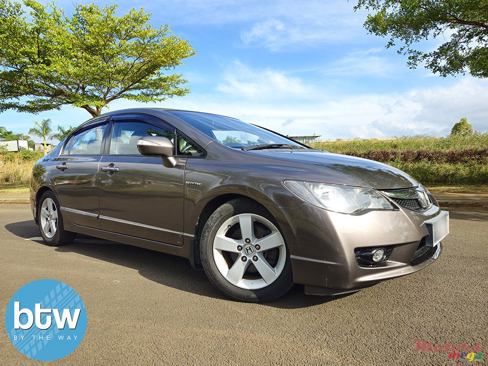 2010' Honda Civic FD photo #1