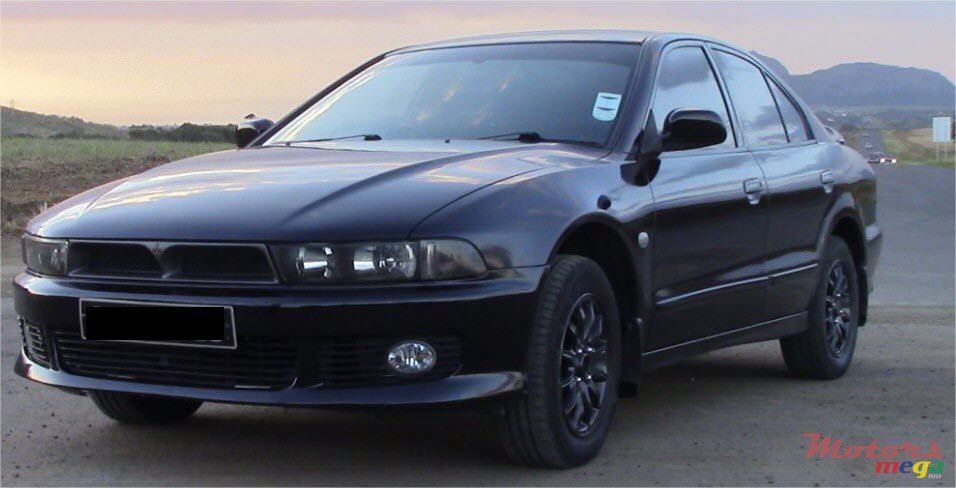 2005' Mitsubishi Galant Super saloon photo #1