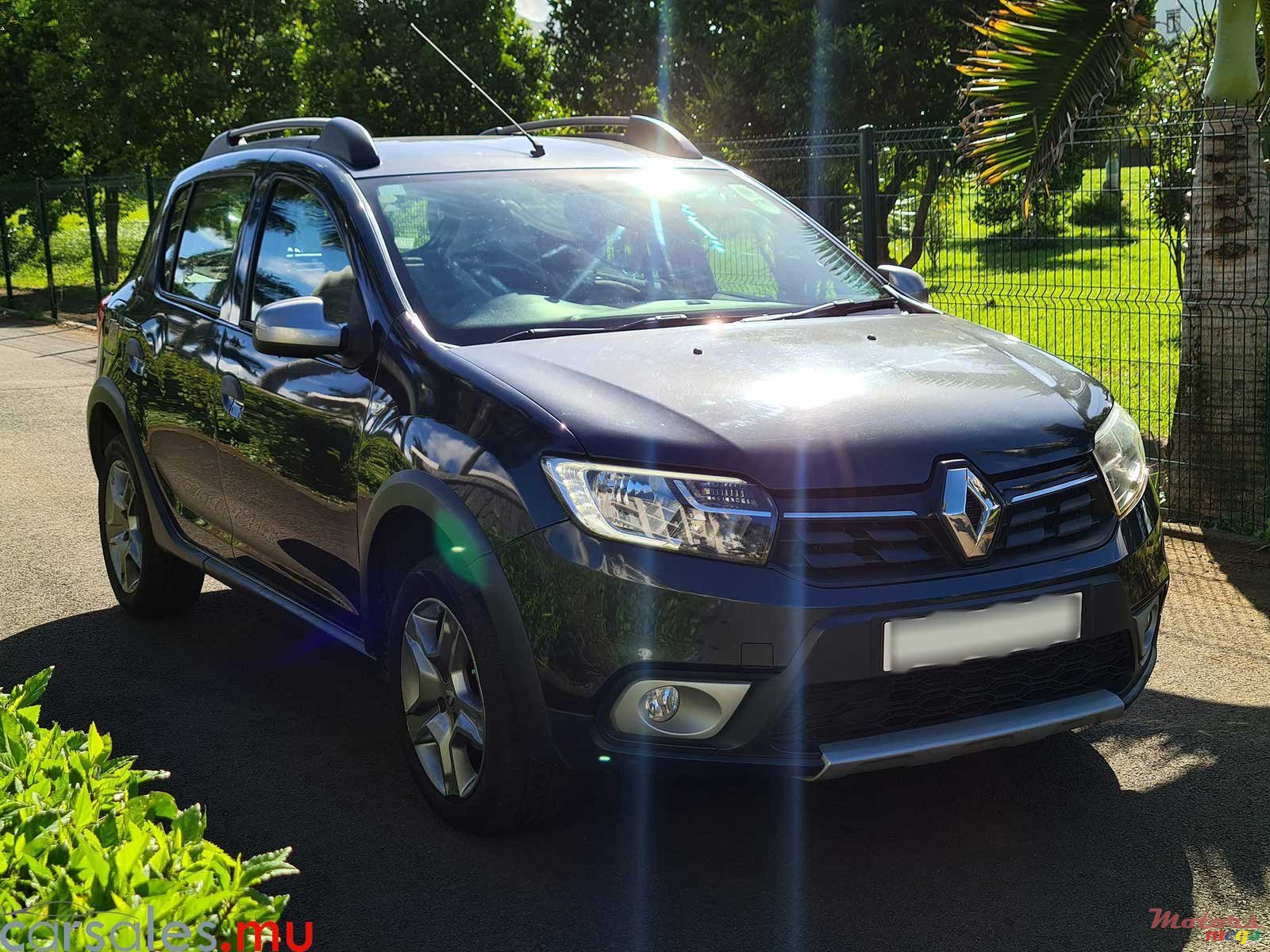 2019' Renault Sandero StepWay 1.6 photo #2