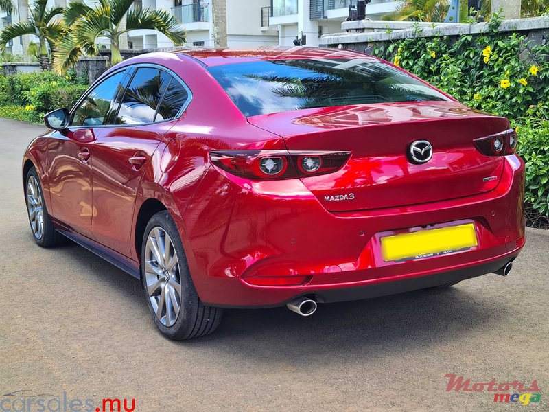 2023' Mazda 3 1.5 Skyactiv G High Plus photo #3