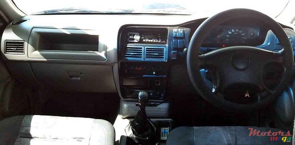 2002' Isuzu KB Series KB 300 TURBO (54227164) photo #3