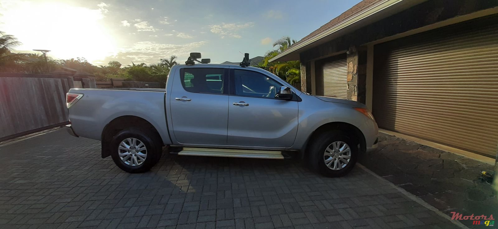 2014' Mazda BT-50 photo #2