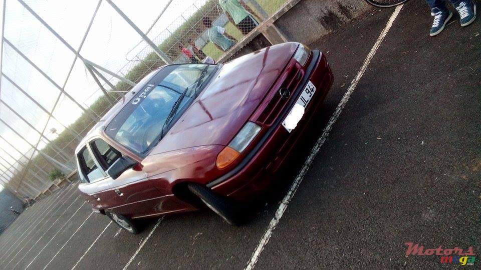 1994' Opel Astra photo #2