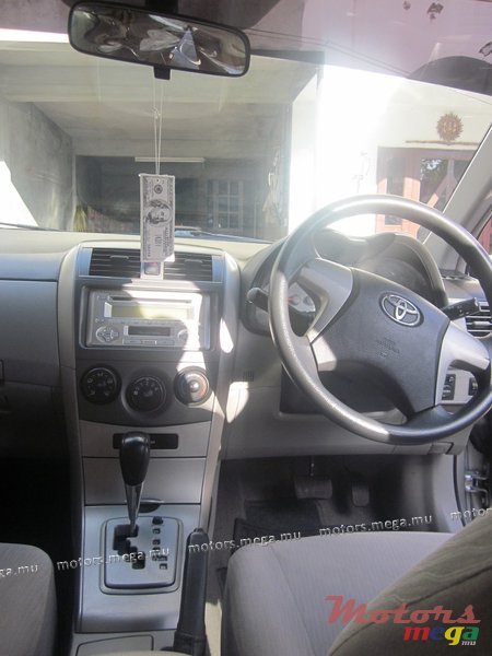 2008' Toyota Corolla Axio X photo #6