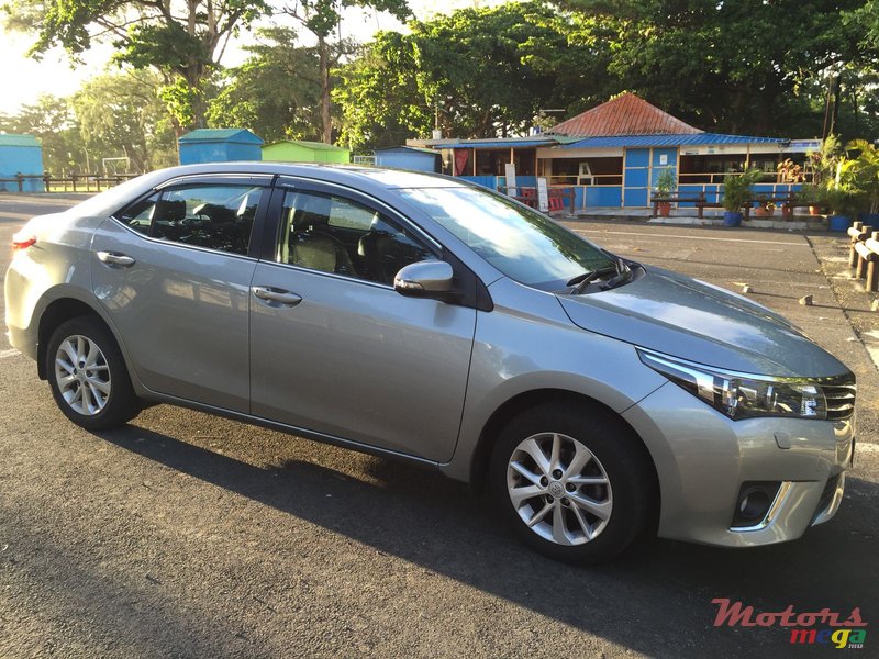 2014' Toyota Corolla 1.6 SEDAN photo #1