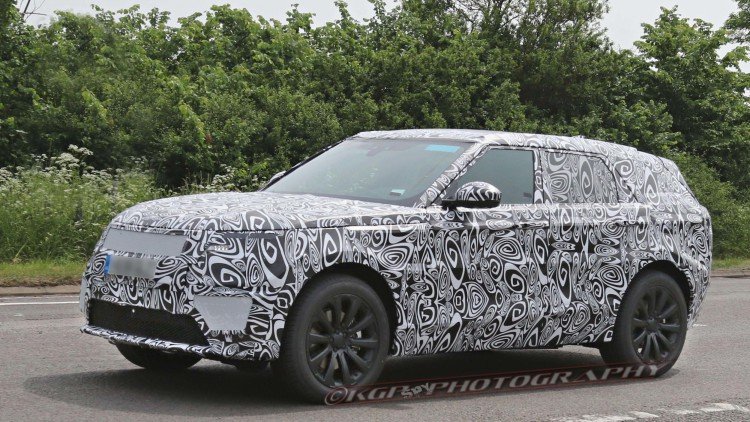 Land Rover may reveal a new model between Range Rover Sport and Evoque at Geneva