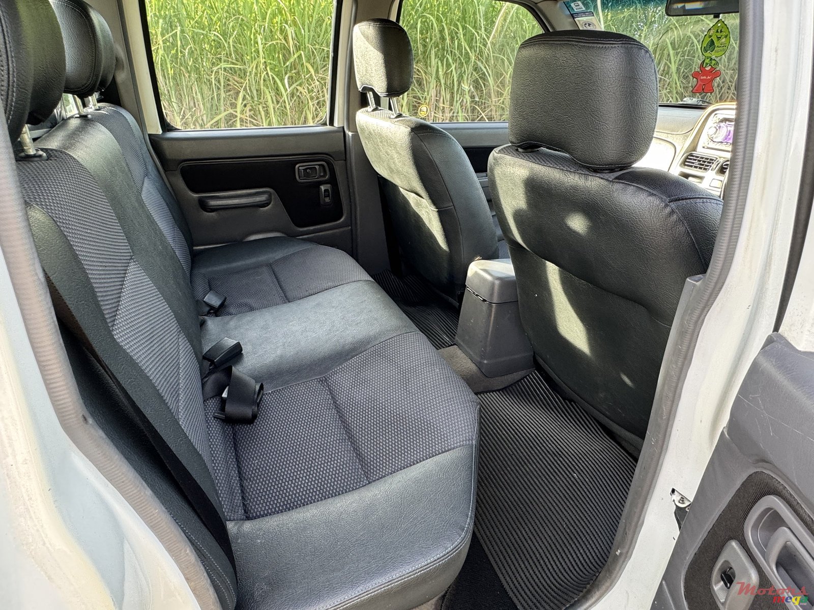 2014' Nissan photo #6