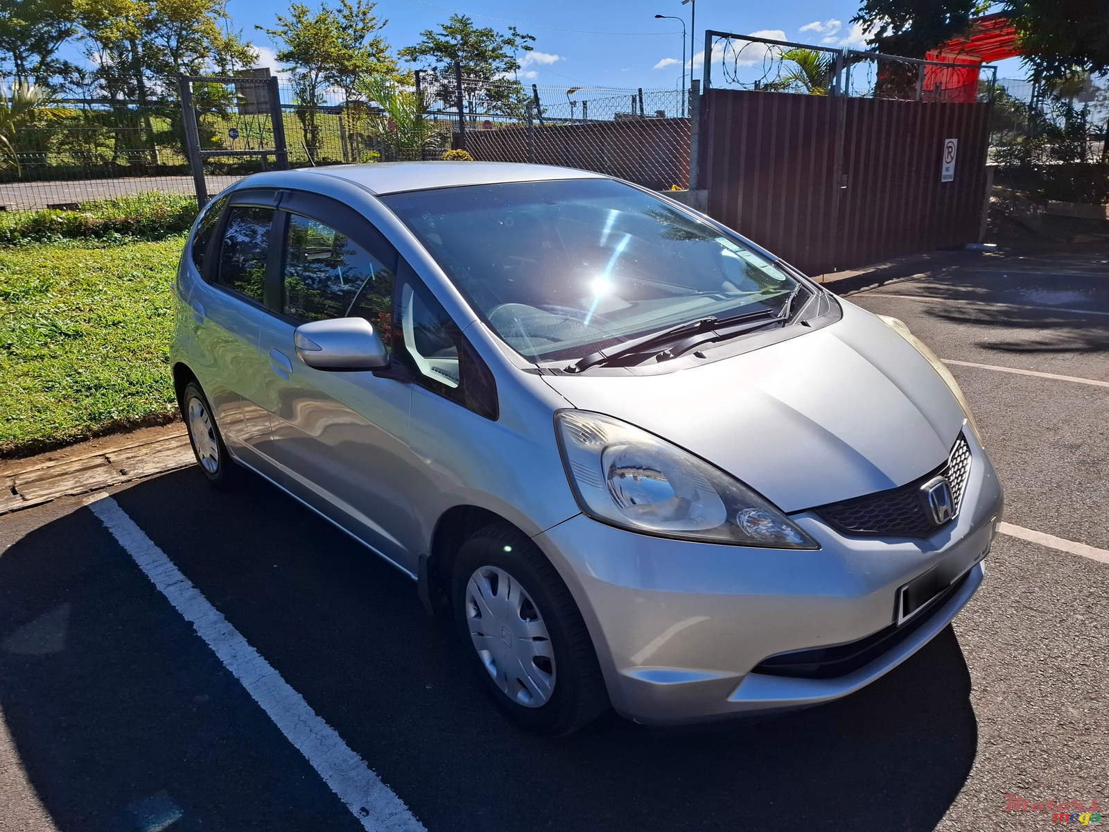 2008' Honda Fit photo #2